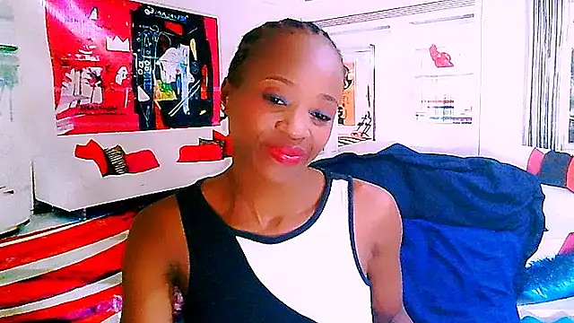 Snapshot of EbonyCreamy69 chatting on January 9, 8:55 pm EbonyCreamy69 online show from January 9, 8:55 pm