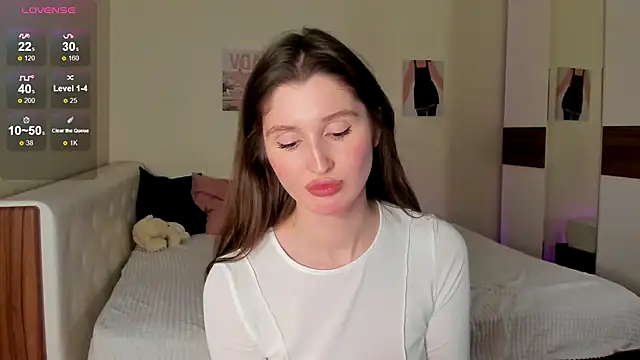 Snapshot of tender_babyy chatting on December 5, 5:28 pm tender babyy online show from December 5, 5:28 pm