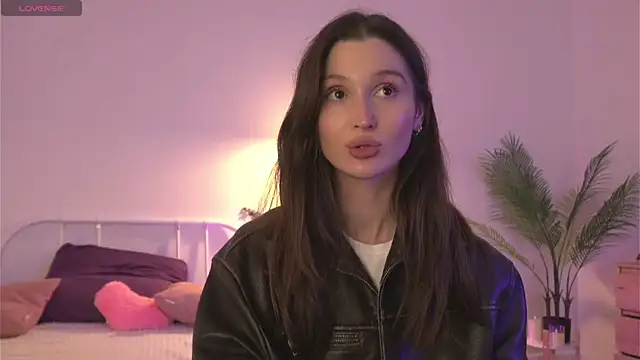 Snapshot of tender_babyy chatting on September 16, 4:52 pm tender babyy online show from September 16, 4:52 pm