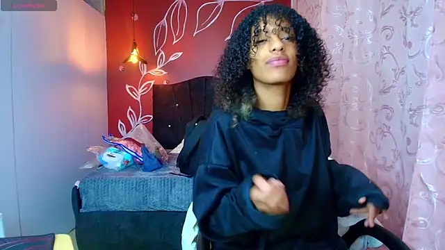 Zia Green online show from March 6, 12:09 pm