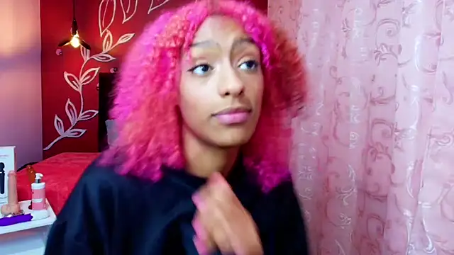 Zia Green online show from March 20, 3:25 pm