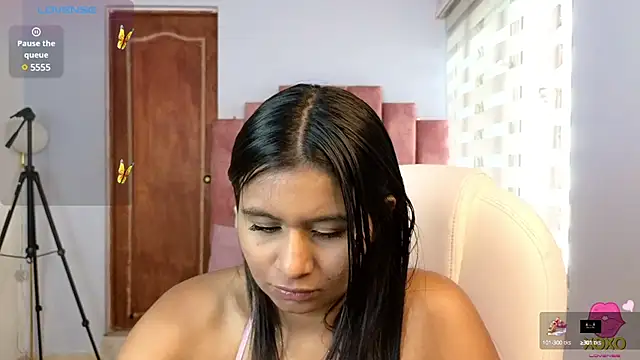 Snapshot of lou_rosse_ chatting on January 3, 5:53 pm lou rosse  online show from January 3, 5:53 pm