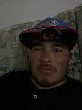 Snapshot of gallisky75 chatting on March 21, 6:27 am gallisky75 online show from March 21, 6:27 am