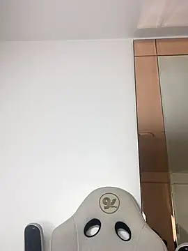 Snapshot of pamela_west chatting on November 13, 7:57 pm pamela west online show from November 13, 7:57 pm