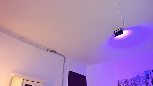 Amy Kiitty  online show from September 16, 12:28 pm