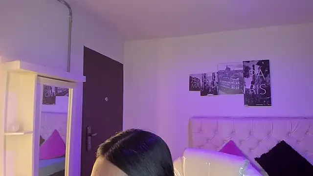 Amy Kiitty  online show from March 26, 1:06 pm