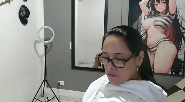 Antonella2 4 online show from February 18, 2:59 am