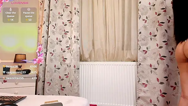 RoxyBestAsss online show from January 31, 8:43 am