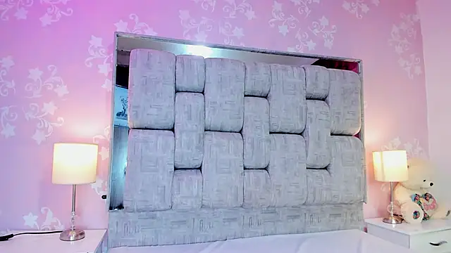 KarinaSimonz online show from March 6, 2:30 am