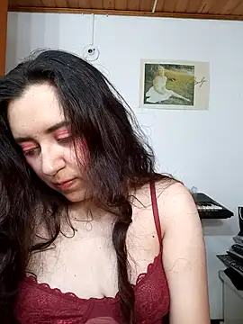 Emi chik online show from November 1, 11:45 am