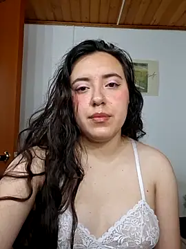 Emi chik online show from March 15, 10:54 am