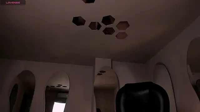 KatieNolan 1 online show from April 7, 6:41 pm