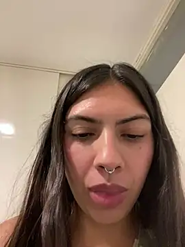 Argentiiniita online show from January 4, 1:10 am