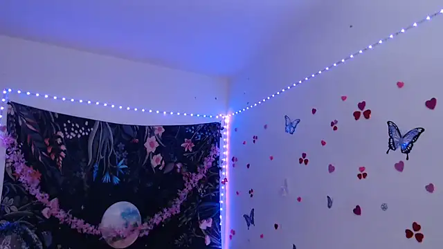 Emillyy m online show from September 8, 8:41 pm