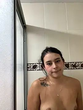 Snapshot of GabyButtler1 chatting on January 16, 3:35 pm GabyButtler1 online show from January 16, 3:35 pm