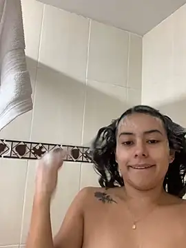 Snapshot of GabyButtler1 chatting on February 7, 4:03 pm GabyButtler1 online show from February 7, 4:03 pm