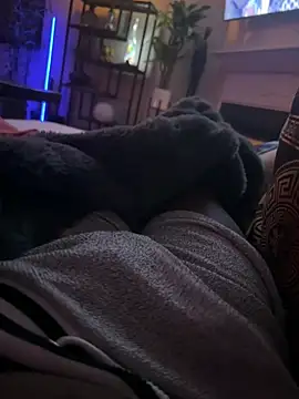 Snapshot of Pressure69mee chatting on February 5, 9:46 am Pressure69mee online show from February 5, 9:46 am