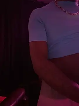 Snapshot of Pressure69mee chatting on February 7, 1:36 am Pressure69mee online show from February 7, 1:36 am