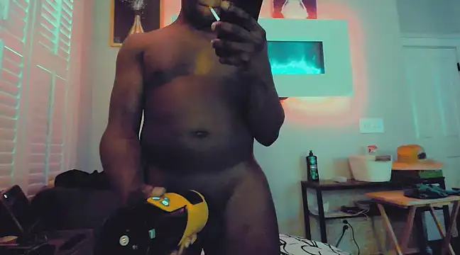 Snapshot of Pressure69mee chatting on February 16, 10:54 pm Pressure69mee online show from February 16, 10:54 pm