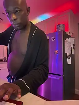 Snapshot of Pressure69mee chatting on February 24, 5:22 am Pressure69mee online show from February 24, 5:22 am