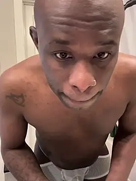 Snapshot of Pressure69mee chatting on March 15, 3:29 am Pressure69mee online show from March 15, 3:29 am