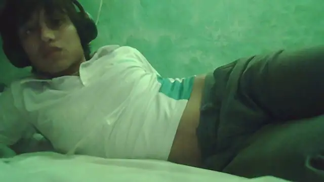 ruygw online show from December 15, 7:56 am