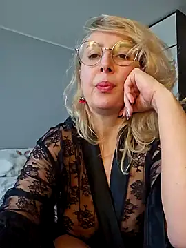 MariaRichi  online show from April 12, 8:08 am