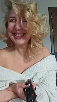 MariaRichi  online show from April 14, 6:41 am