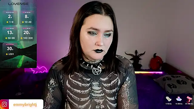 Emmybrightj  online show from December 2, 1:33 am