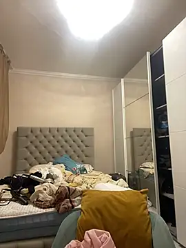 Gya Rue online show from January 5, 6:56 pm