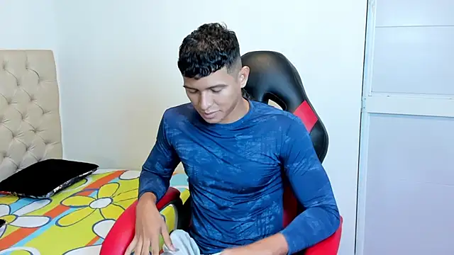 yei-sant online show from November 11, 3:06 am