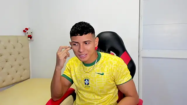 yei-sant online show from November 15, 3:15 am