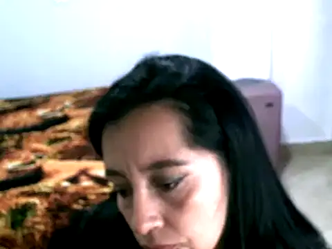 hailey85 online show from December 19, 8:44 pm