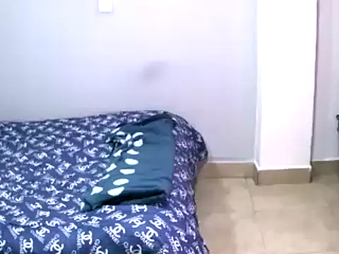 hailey85 online show from January 7, 8:10 pm