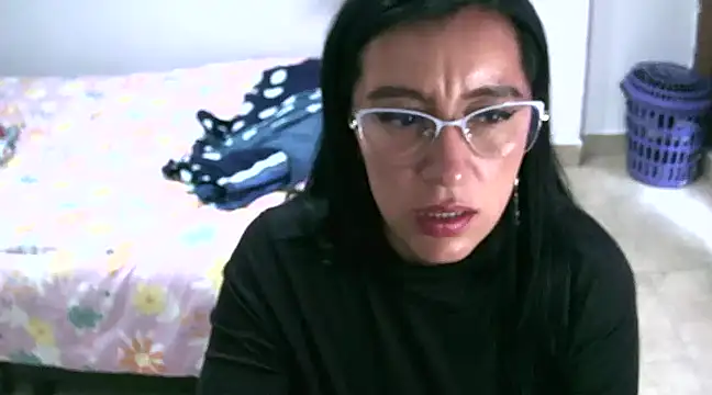 hailey85 online show from February 8, 8:53 pm