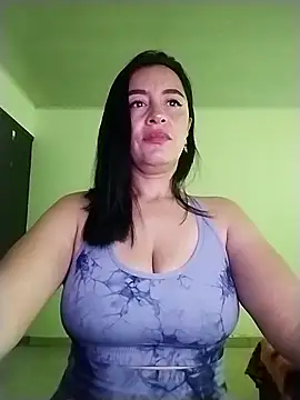 hailey85 online show from April 4, 8:39 pm