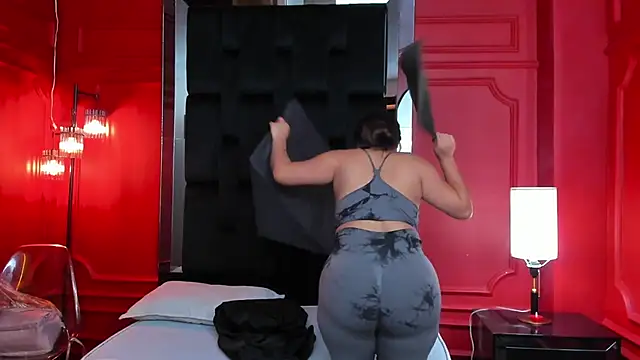 nathalie rossel online show from March 8, 1:17 am