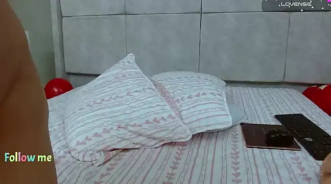 sweet amalia4 online show from February 15, 9:38 am