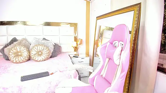 evangelin ts online show from February 6, 8:23 pm