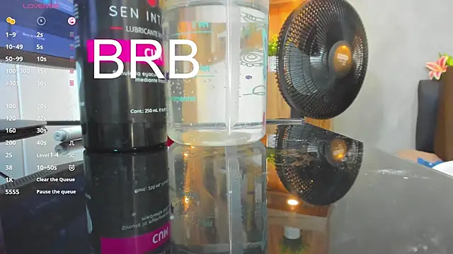 Hannah williams1 online show from January 5, 8:00 am