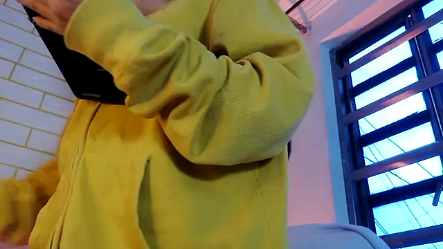 NYX1126 online show from November 24, 1:22 pm