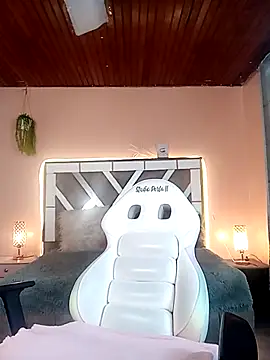 Naiara Sex  online show from December 3, 12:16 pm