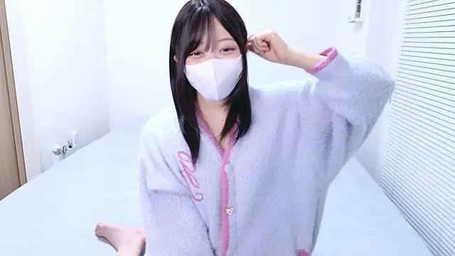 Yurie  online show from January 8, 1:46 pm