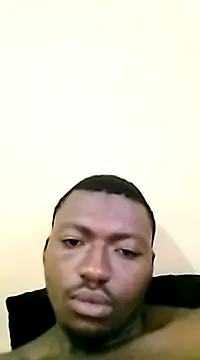 Snapshot of zipeqengeshe21 chatting on February 18, 4:15 am zipeqengeshe21 online show from February 18, 4:15 am