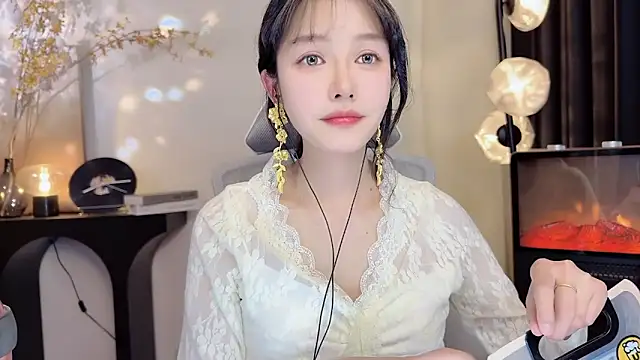 xiaodaibabyy online show from January 11, 3:31 pm