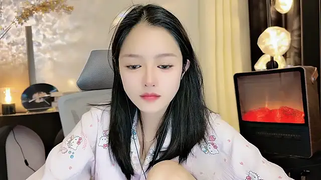 xiaodaibabyy online show from February 20, 4:25 pm