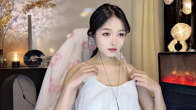 xiaodaibabyy online show from February 25, 1:17 pm