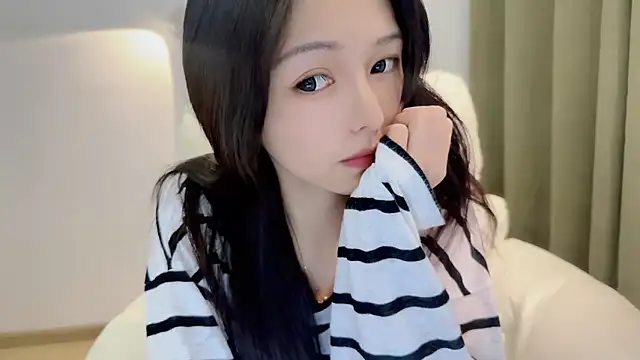 xiaodaibabyy online show from February 21, 2:40 pm