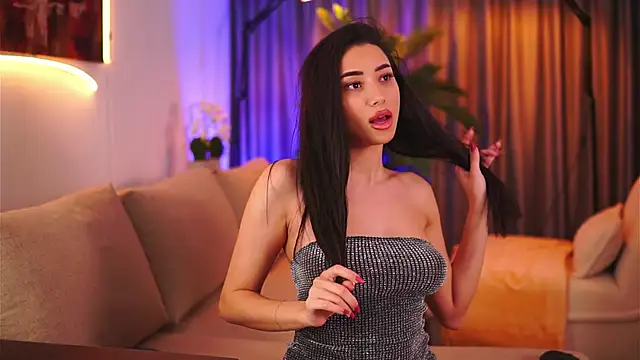 GinaValentinna online show from February 2, 10:39 pm