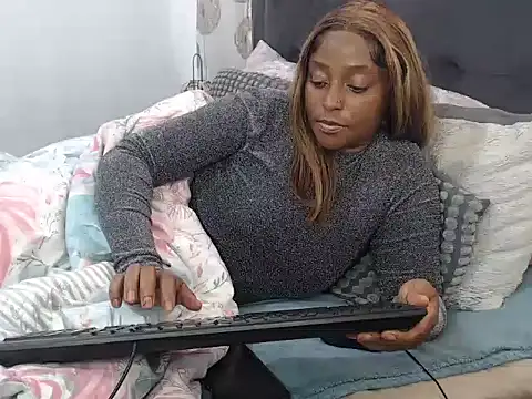 922Ocean online show from March 2, 7:15 am